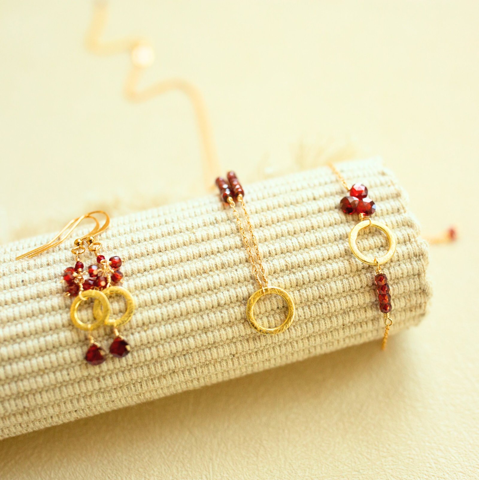 Garnet Solara Bracelet - Image 3