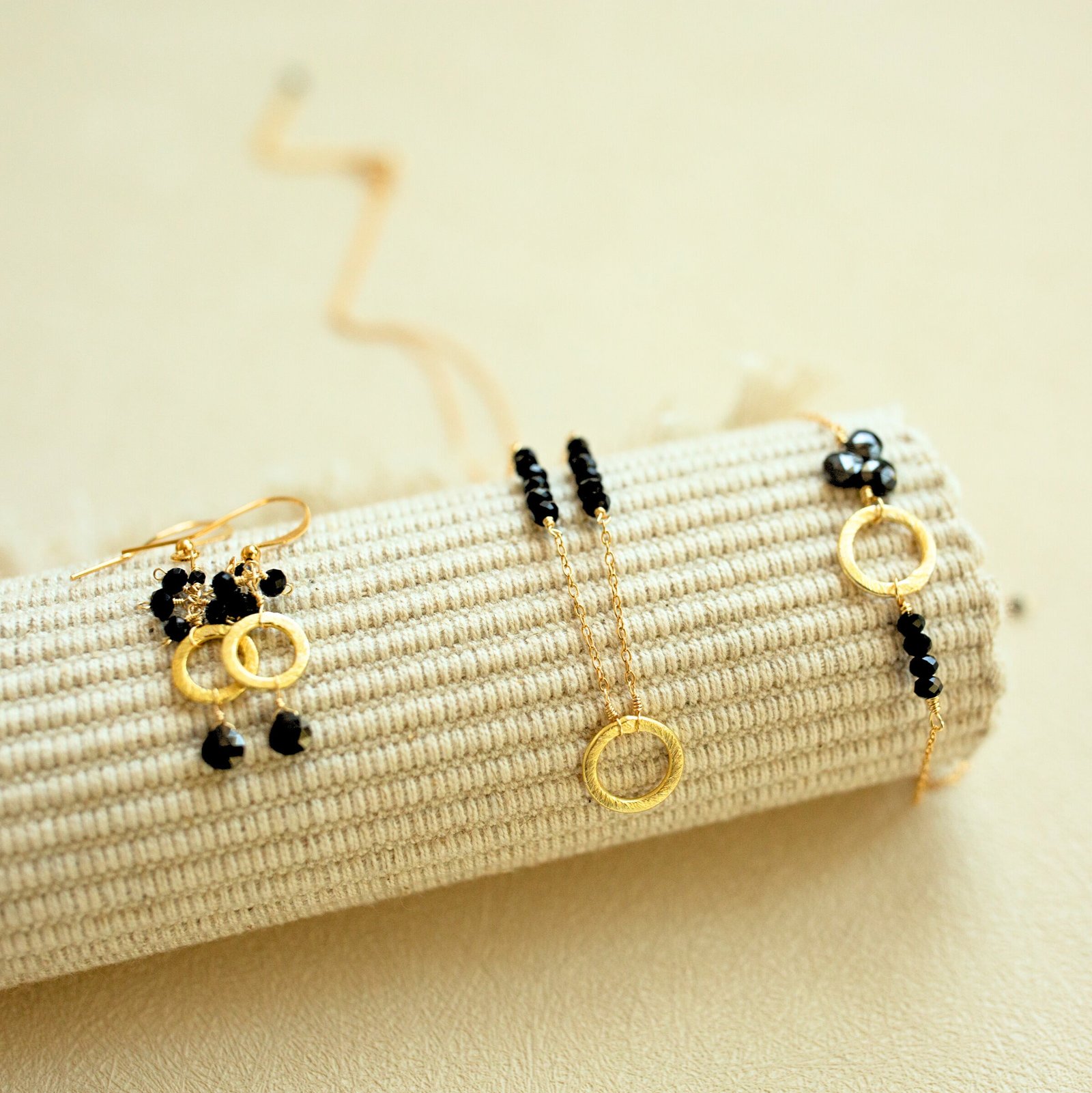 Black Spinel Solara Bracelet - Image 3