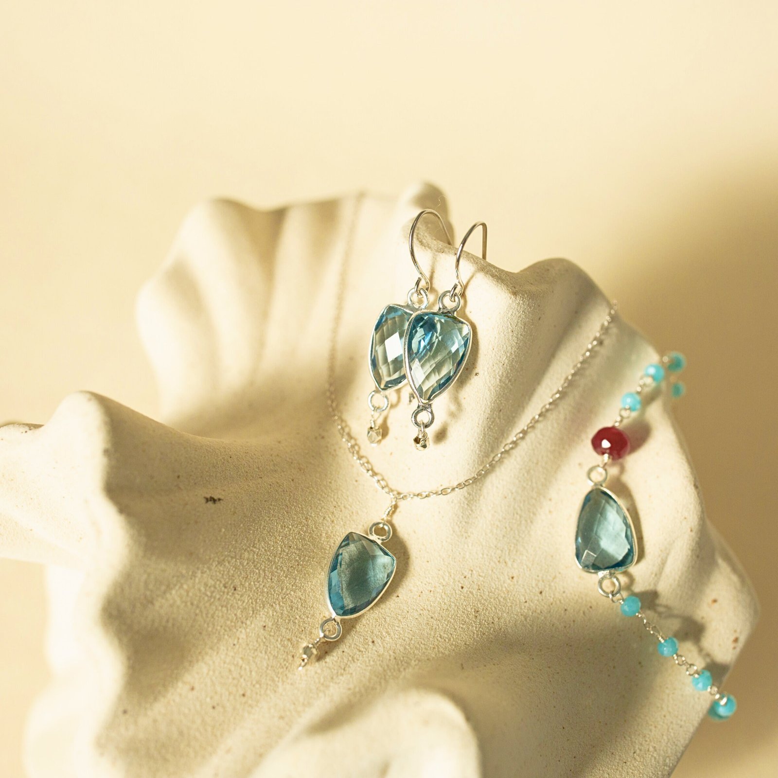 London Blue Silver Isla Necklace - Image 6