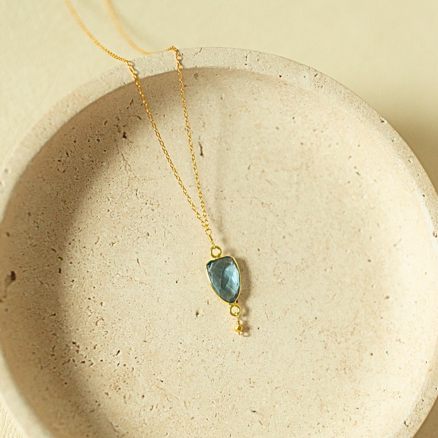 London Blue Silver Isla Necklace - Image 4